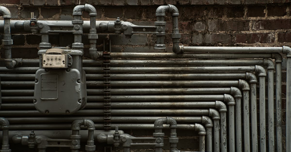 Doğalgaz Borusu Çeşitleri: Çelik, Bakır ve Esnek Bağlantı Elemanları